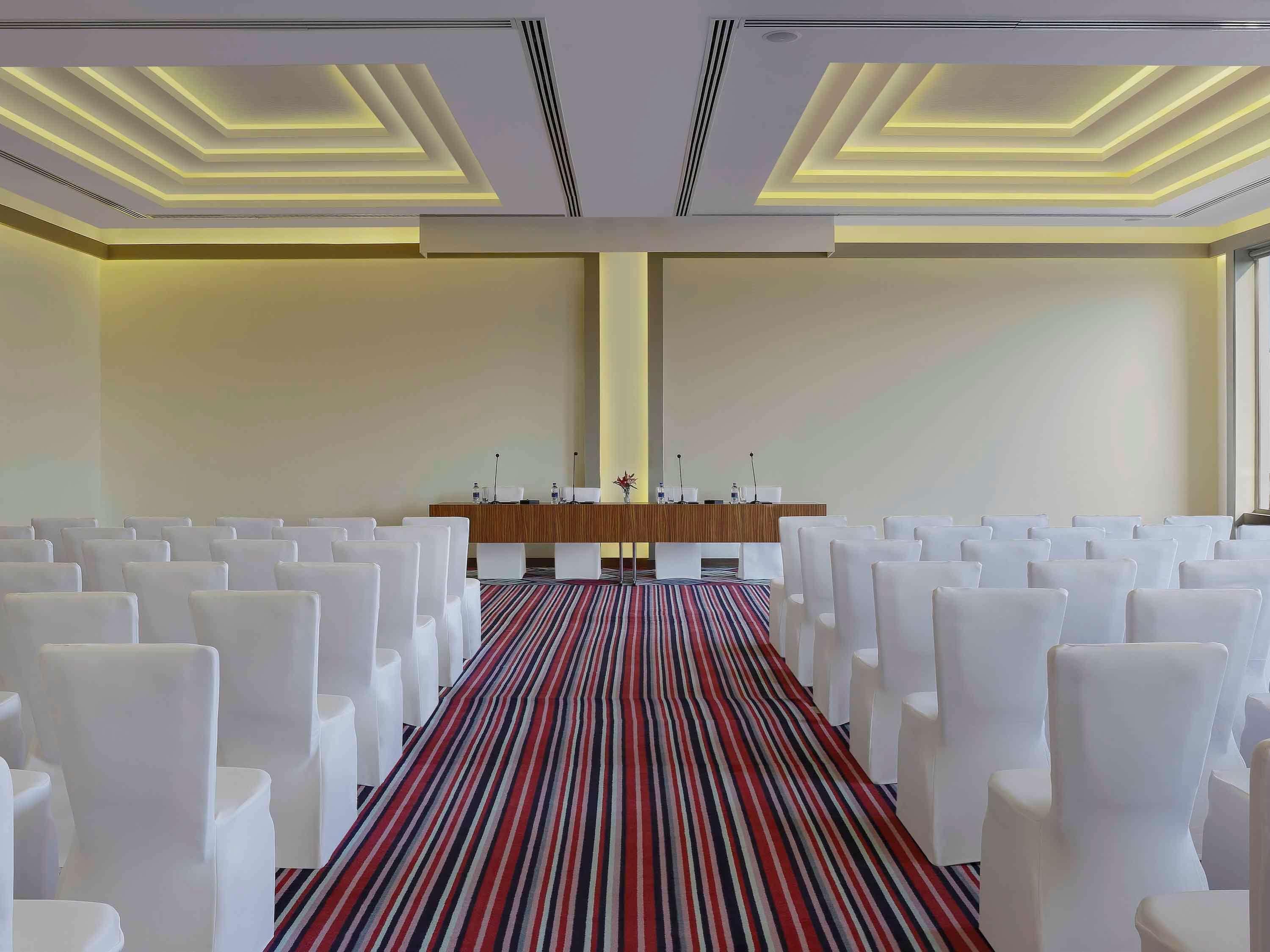 Mercure Chennai Sriperumbudur エクステリア 写真